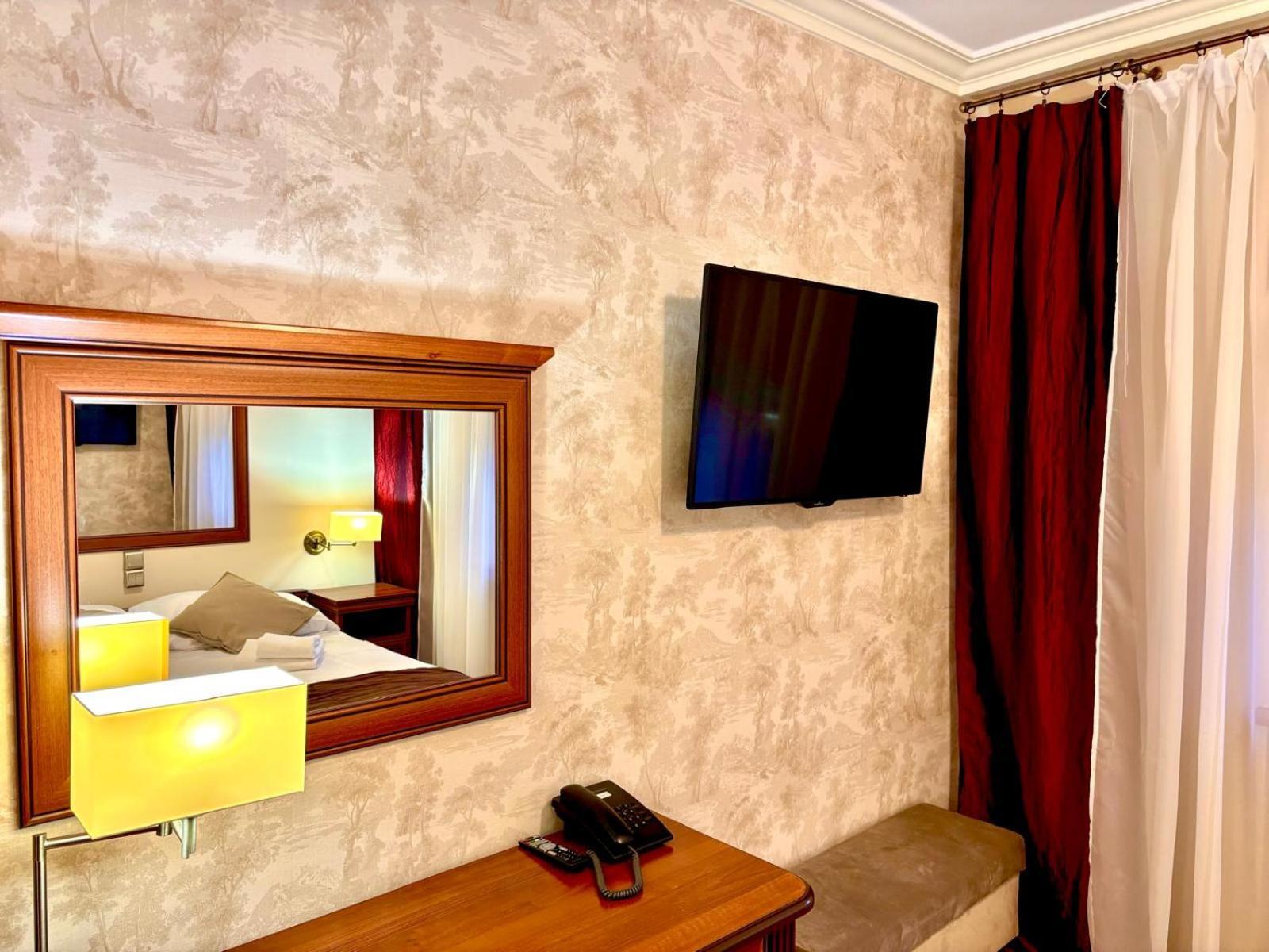 Cumulus Hotel Będzin Екстериор снимка
